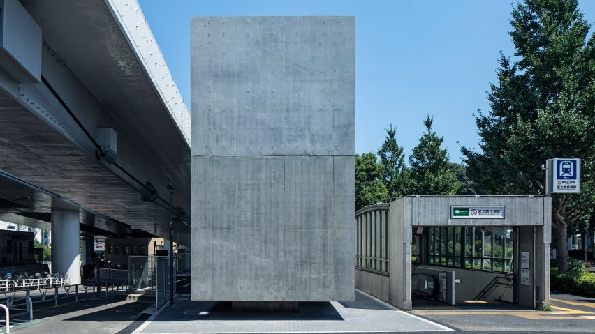 Floating concrete toilet in Tokyo