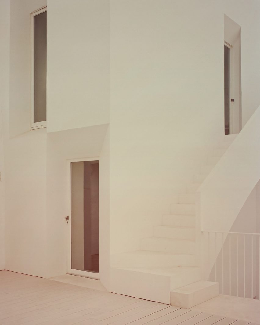 Private House by Aires Mateus
