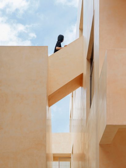 Outdoor staircase connects two buildings