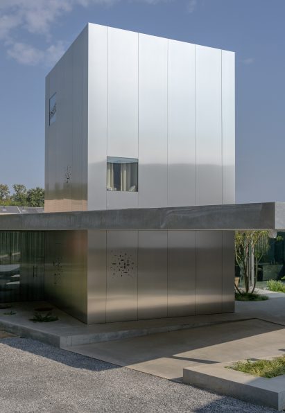 A polished-aluminium house