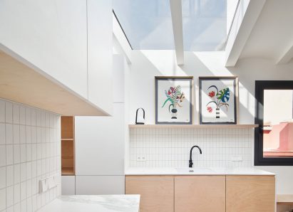 Light-filled kitchen in Akari House