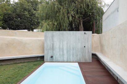 Garden walls have an ochre hue