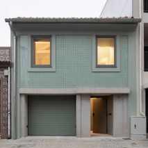 The front of Alto Mearim House by depA Architects