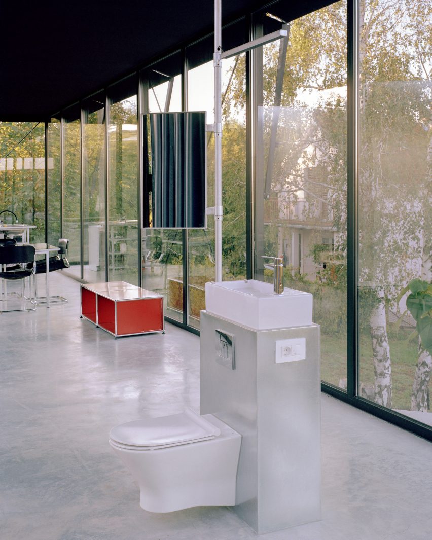 A glass-lined bathroom