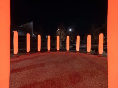 Ekene Ijeoma made the pillars glow orange to reflect the colour of the sun