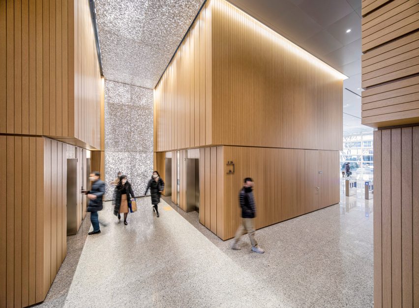 Bundang Doosan Tower by KPF in Seoul