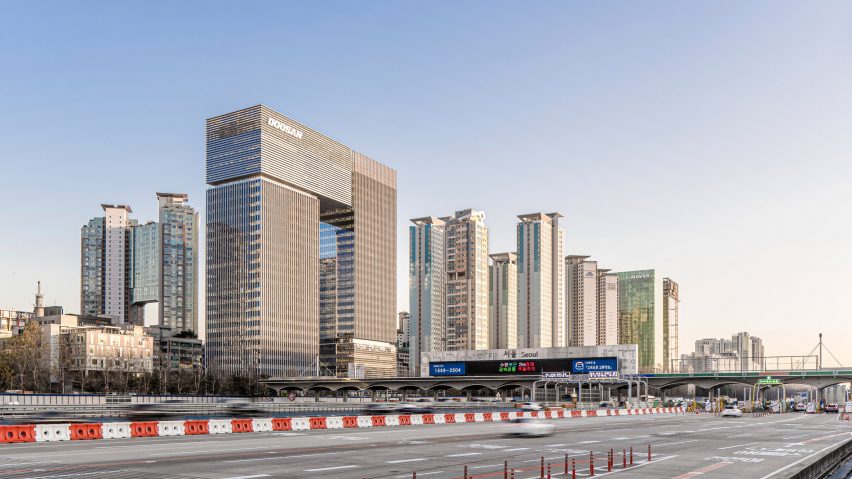 Bundang Doosan Tower by KPF in Seoul