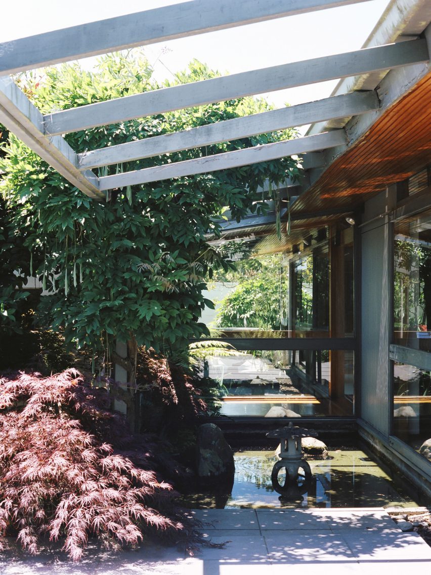 PNG Blaxall House, Griffiths & Moffat, 1967