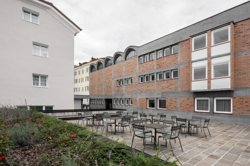 Cusanus Academy renovation by MoDus Architects