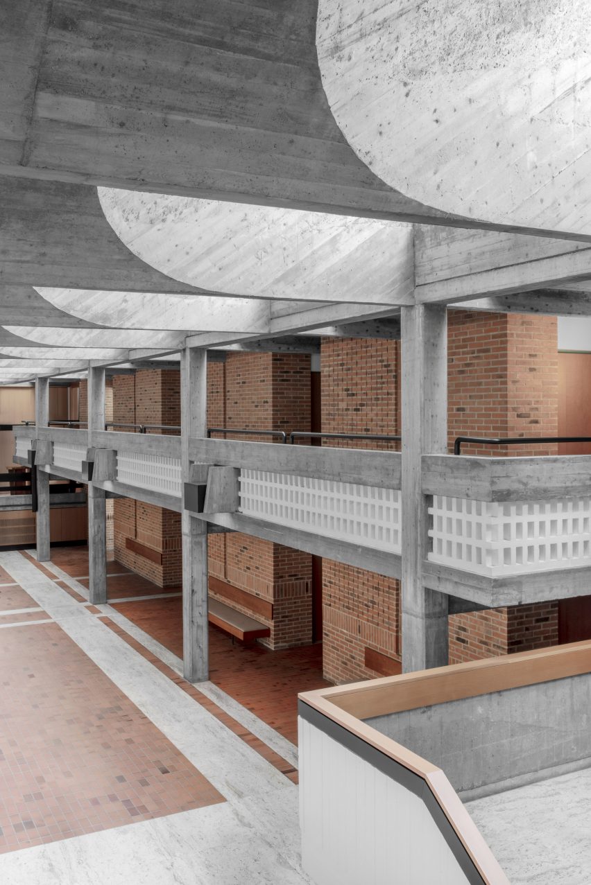 Cusanus Academy renovation by MoDus Architects