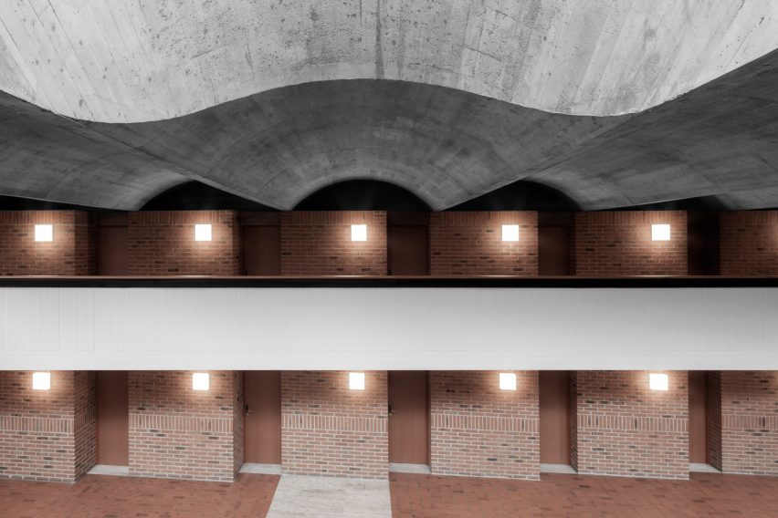 Cusanus Academy renovation by MoDus Architects