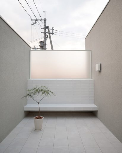 House of Reticence in Shiga, Japan, by Formkouichi Kimura Architects
