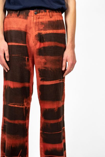 Shibori dyed trousers by Dave Hakkens