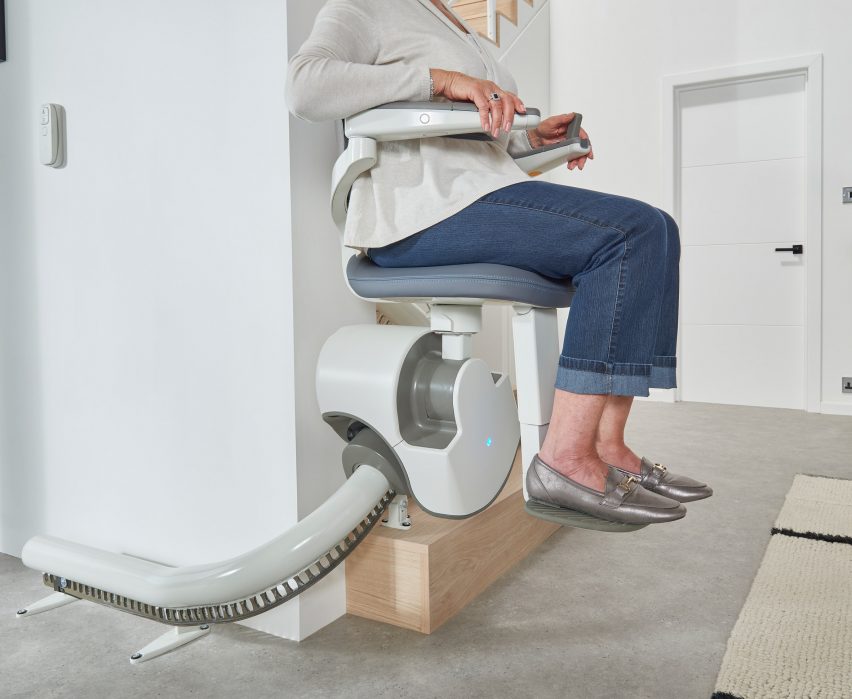 Flow X stairlift by Pearson Lloyd for Access BDD