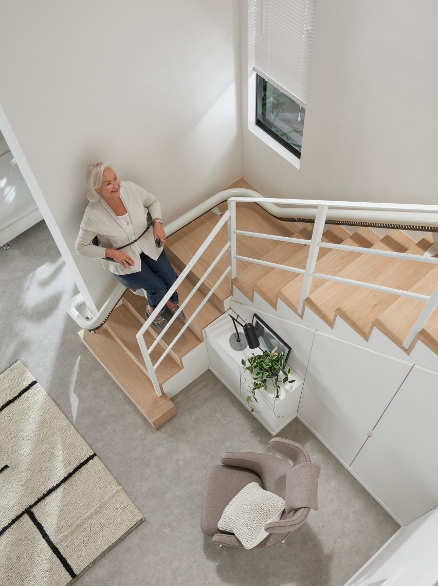 Flow X stairlift by Pearson Lloyd for Access BDD