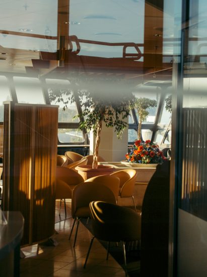 Airport cafe with leather seating