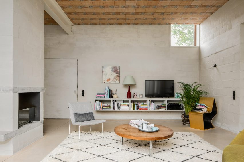 The living room of House C-VL in Belgium