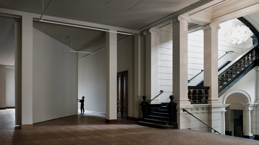Pivoting wall in Royal Museum of Fine Arts Antwerp by Kaan Architecten