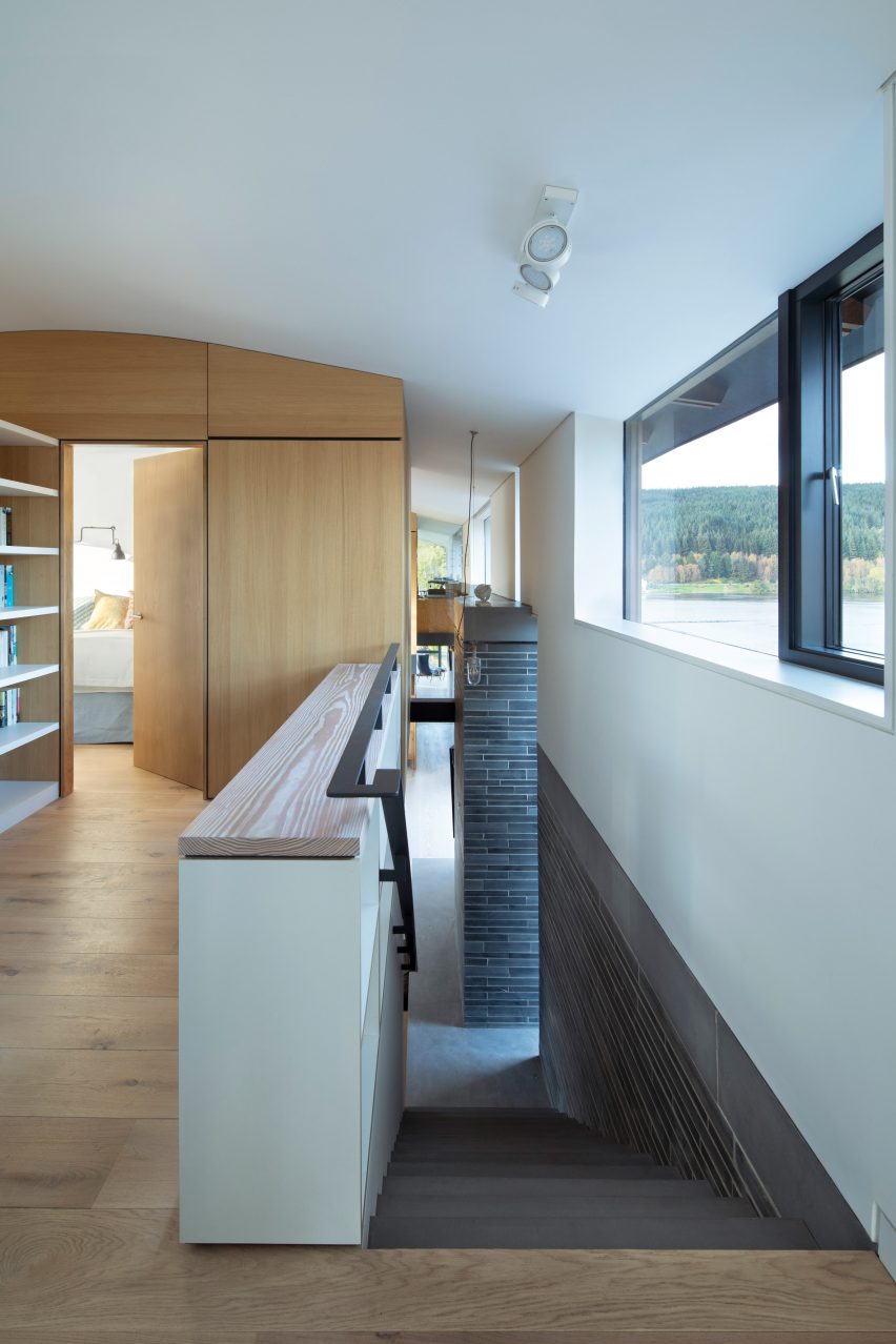 Loch Tummel House by WT Architecture