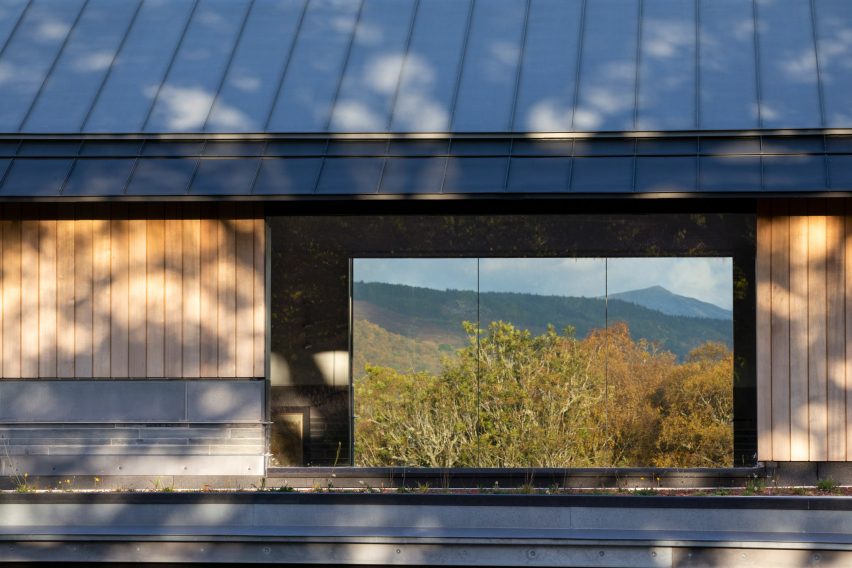 Loch Tummel House by WT Architecture