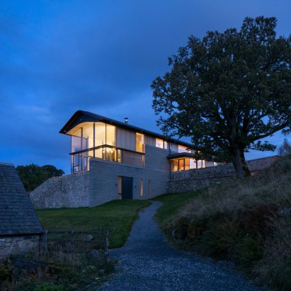 Loch Tummel House by WT Architecture