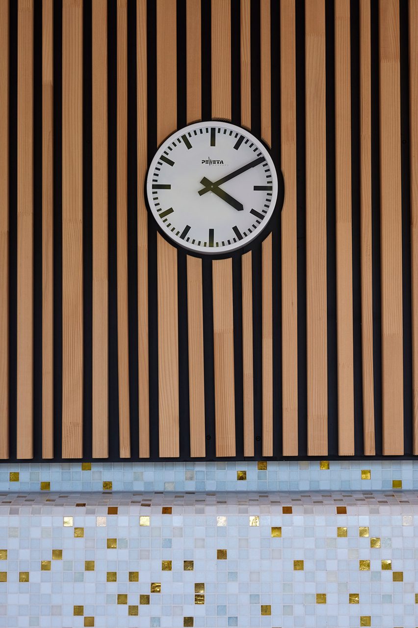 Bad Berg mineral baths in Stuttgart by 4a Architekten