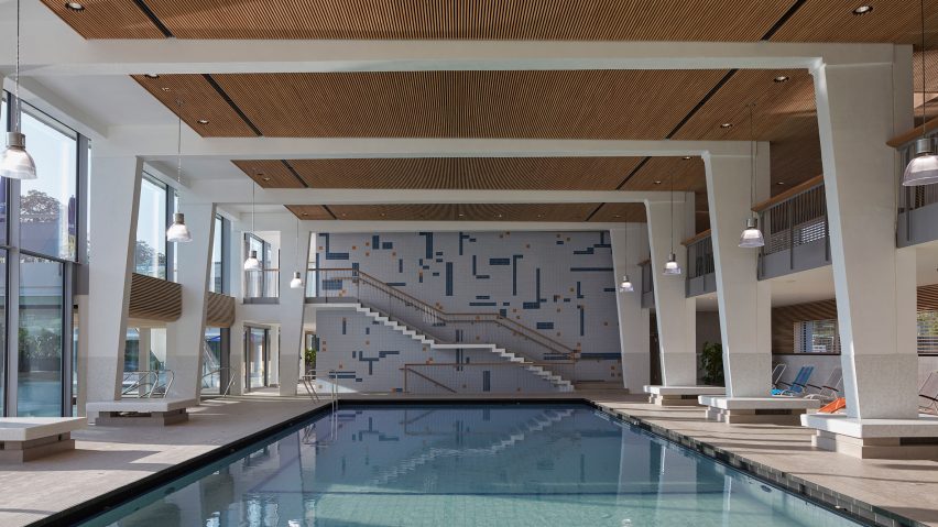 Mineralbad Berg by 4a Architekten