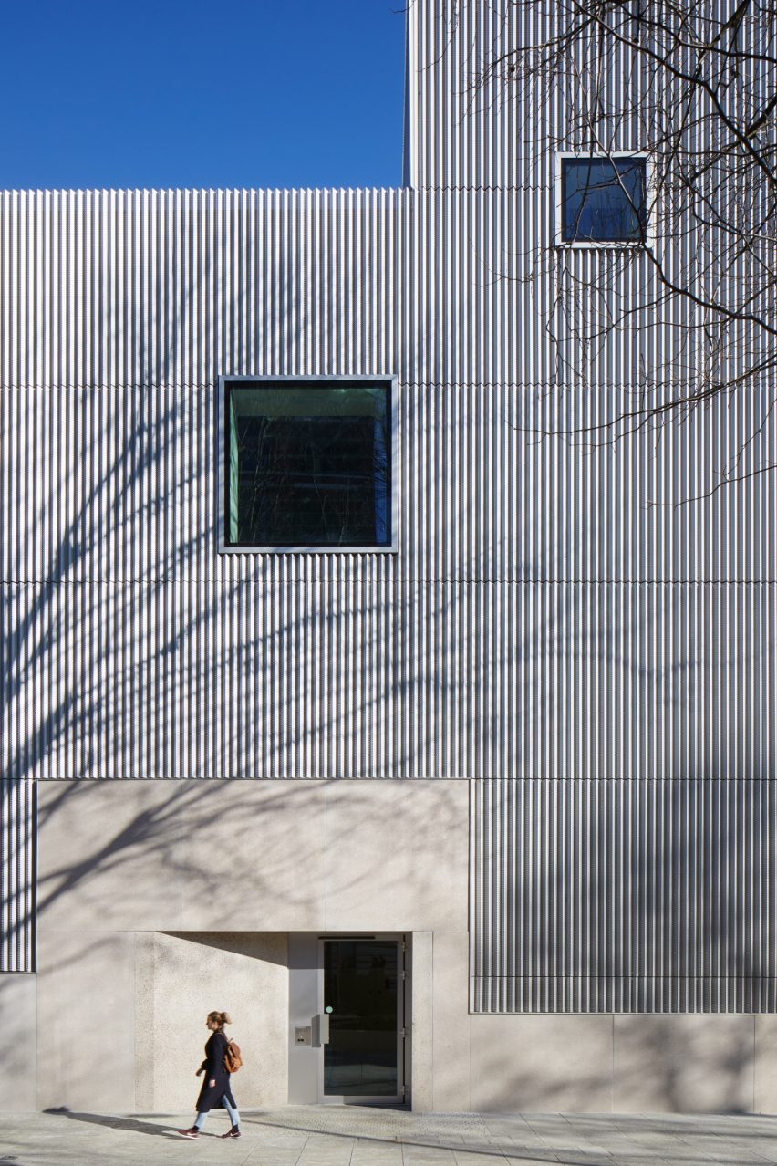 Elephant and Castle energy hub by Morris + Company 