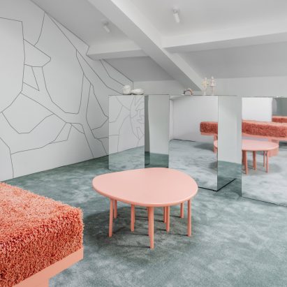 Moscow jewellery showroom by Elena Lokastova for Qari Qris and Moonswoon