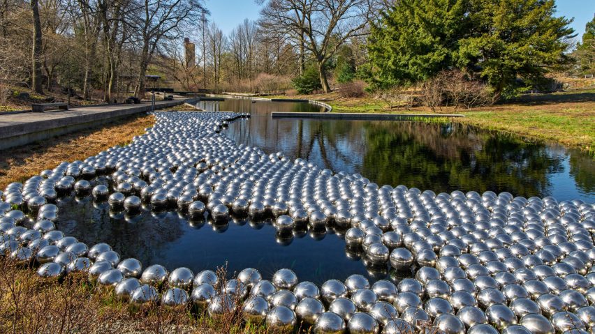 Yayoi Kusama wraps New York Botanical Garden trees in polka dots