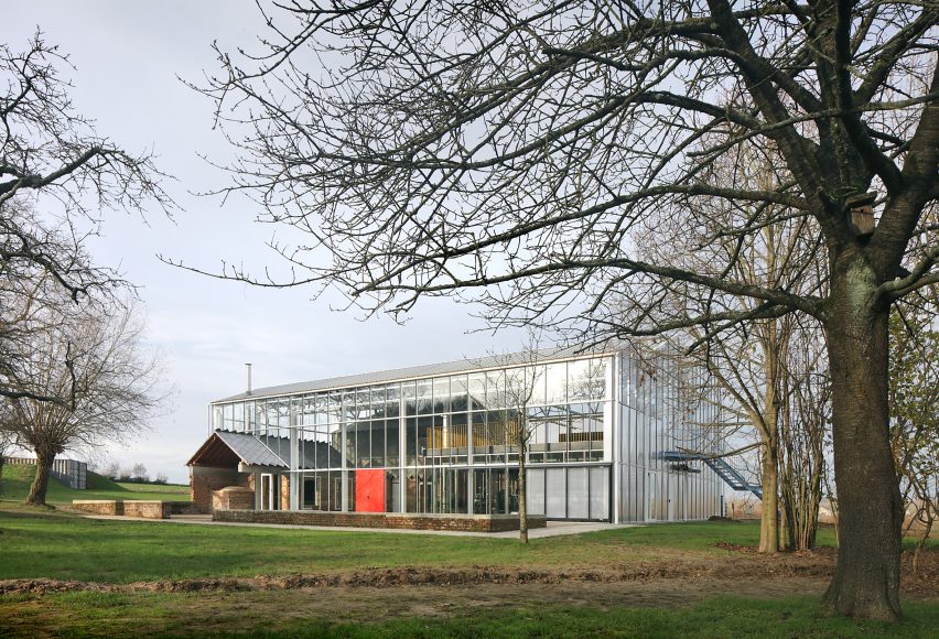 The exterior of the Paddenbroek Education Centre
