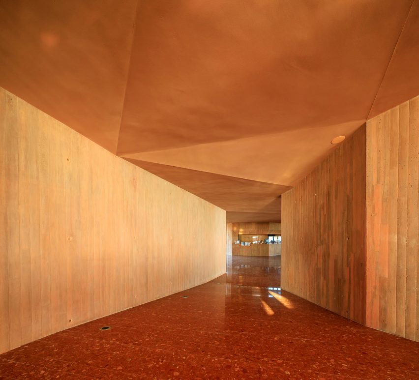 Palmares Clubhouse by RCR Arquitectes