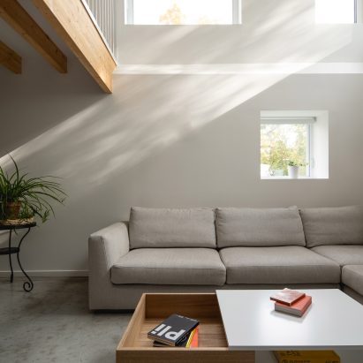 Park Ex House by Nicholas Francoeur and Joel Fontaine Lortie