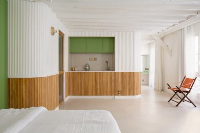 Tiny kitchen in Paris apartment