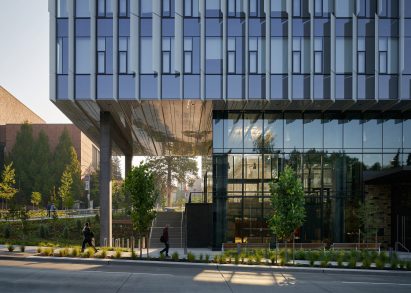 Glass forms The Rosling Center's facade
