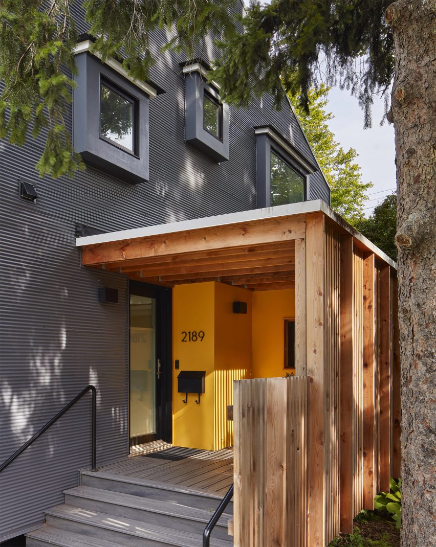 Electric Bungalow by Salmela Architect
