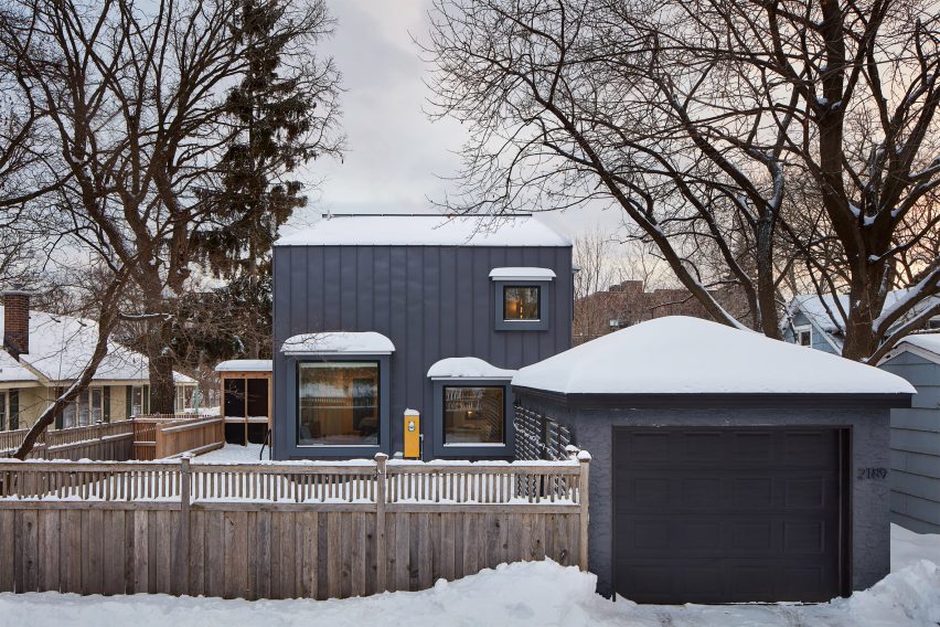 Electric Bungalow by Salmela Architect