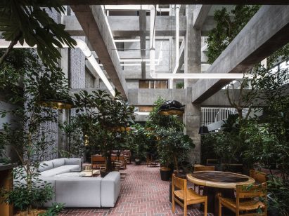 Shiroiya Hotel atrium