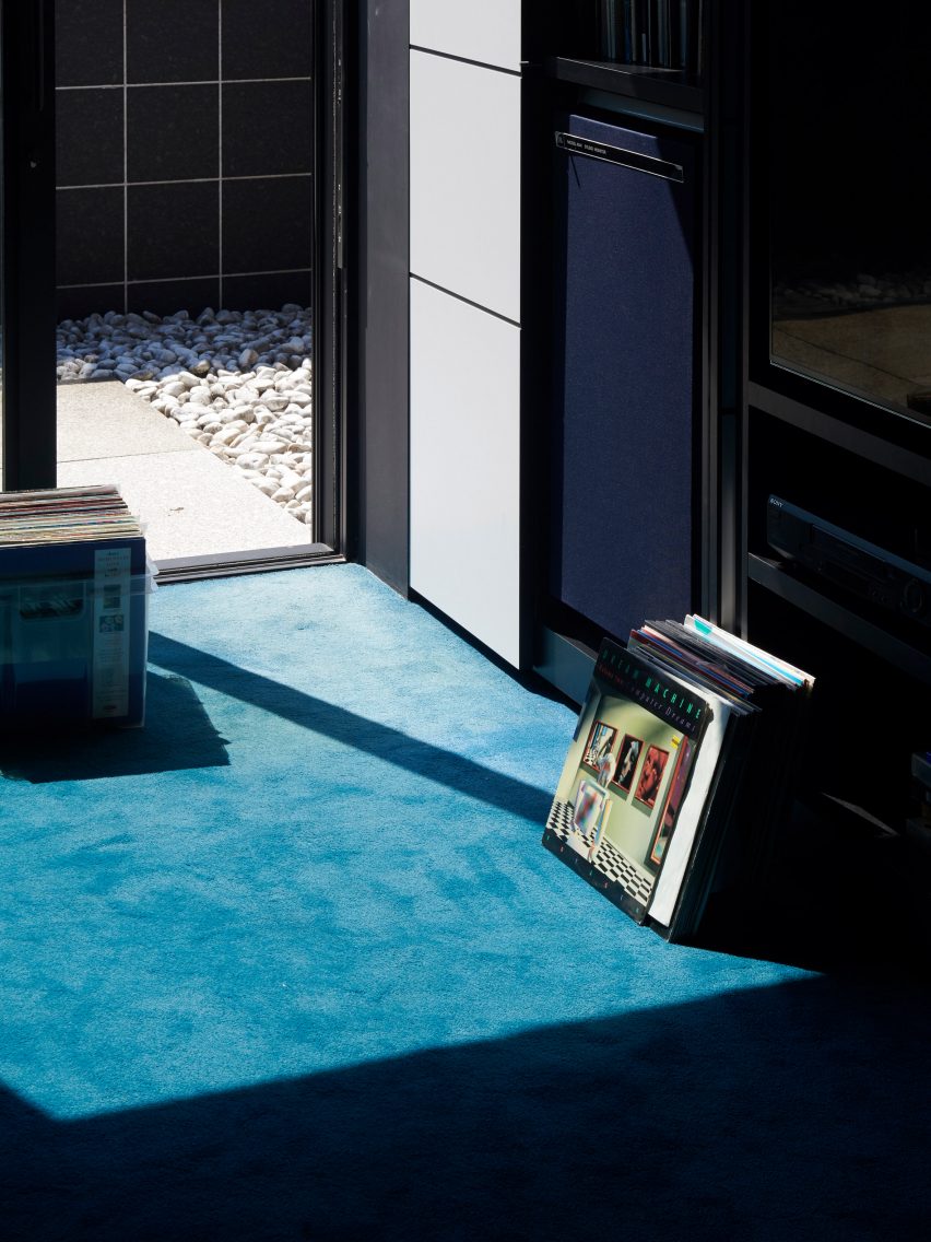 Deewee001 studio by Glenn Sestig for Soulwax