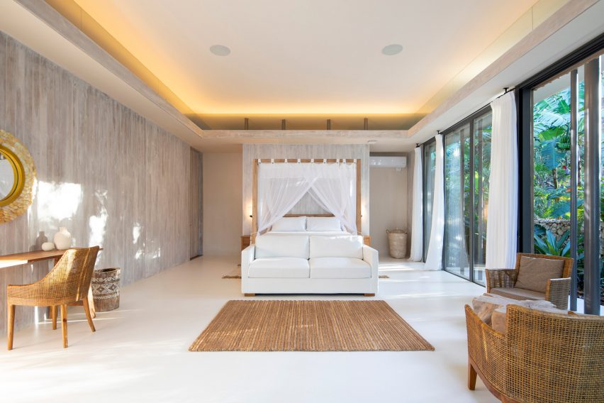 Sirena House by Studio Saxe