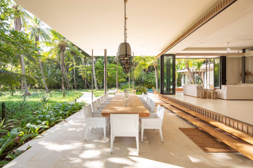 Sirena House by Studio Saxe