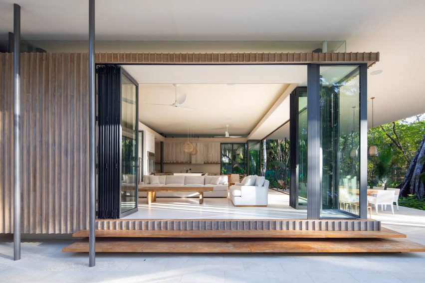 Sirena House by Studio Saxe