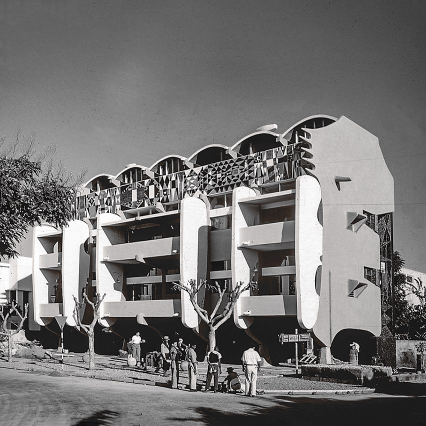 Smiling Lion Building, Maputo, by Pancho Guedes