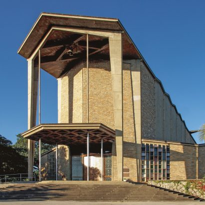 Cathedral of the Holy Cross, Lusaka, by Hope, Reeler & Morris ⁄ Ian Reeler