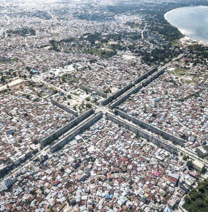 Michenzani flats, Zanzibar Stone Town, by Hubert Scholz