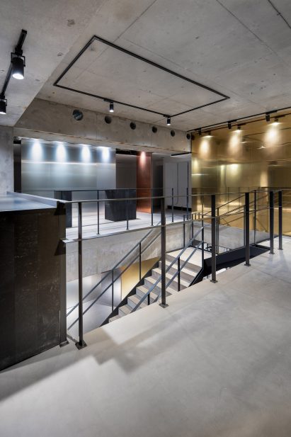 Foyer space in Tokyo fashion store