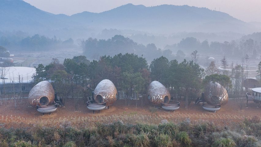 Four seed-like holiday cabins in China