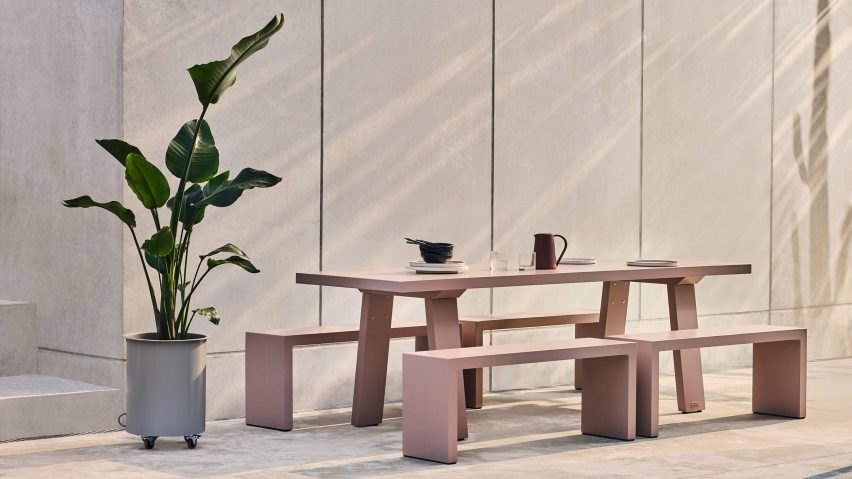 Pale pink Trestle outdoor table