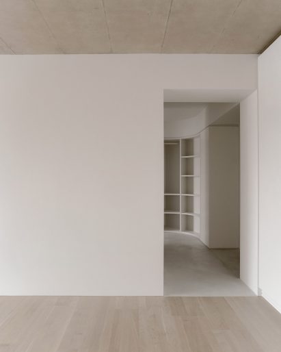 It has built in cabinetry