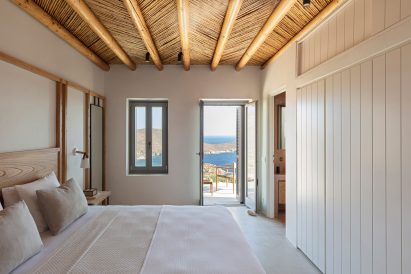 Bedroom in Xerolithi house by Sinas Architects